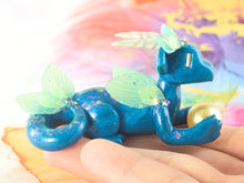 Load image into Gallery viewer, Blue pearl sea dragon